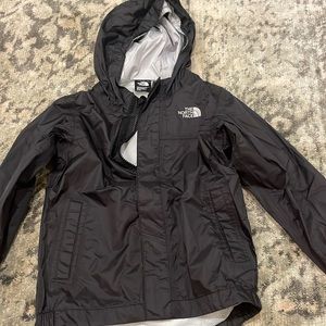 Boys black north face rain jacket 4t
